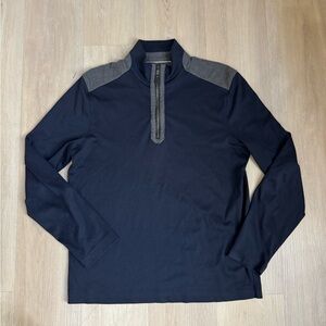 Banana Republic Men's Navy Pull Over
